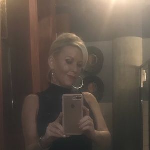 Meet your Posher, Carla